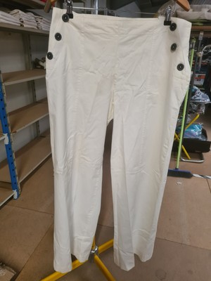 Pantalon blanc  Femme  tendance COMME UN POISSON DANS L EAU