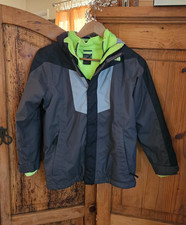 The North Face Hyvent 2-in-1 Boys Medium 10/12 Gray