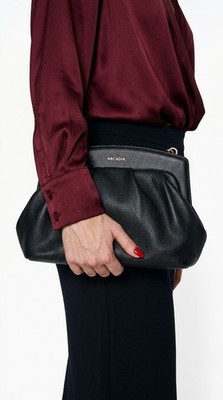 ARCADIA Black Pebble Leather Clutch Chain Shoulder Bag Made in Italy Women's