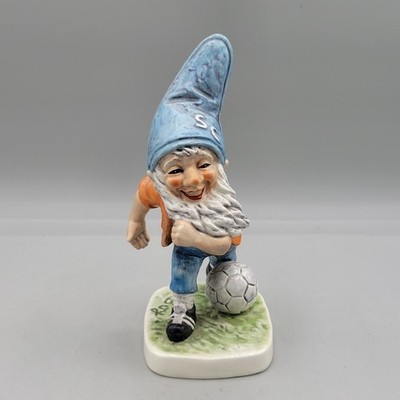 Goebel Co-Boys 1975 Bert The Soccer Player Gnome Statue Figure 1752518