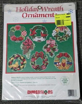 Vtg Dimensions Holiday Wreath Ornaments Kit 9083 Plastic Point Sealed Christmas 