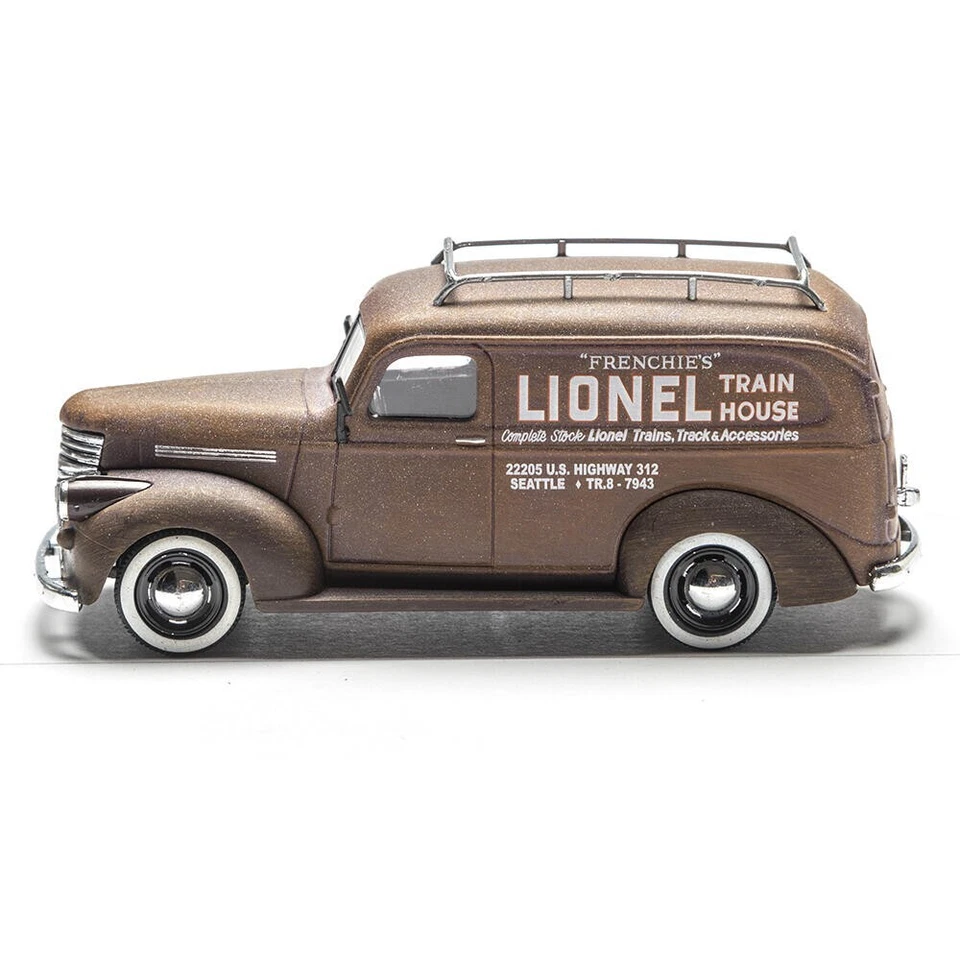 1:48 Scale Die-Cast 1946 Chevrolet Panel Truck - LIONEL TRAIN HOUSE -Retired NEW - Image 3 of 4