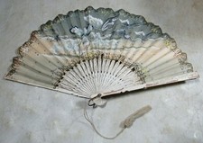 Vintage/Antique Paper Wood Hand Fan Butterflies