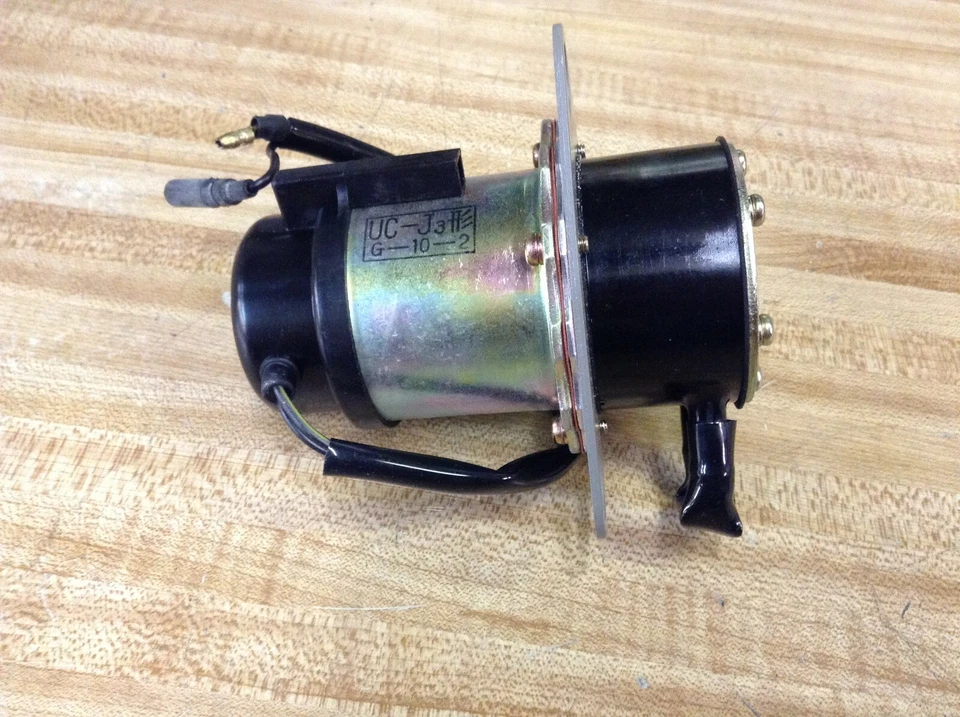 Japanese Electric Fuel Pump (AIRTEX E8303) for Honda Accord, Prelude 1.8L (79-81 - Image 4 of 4