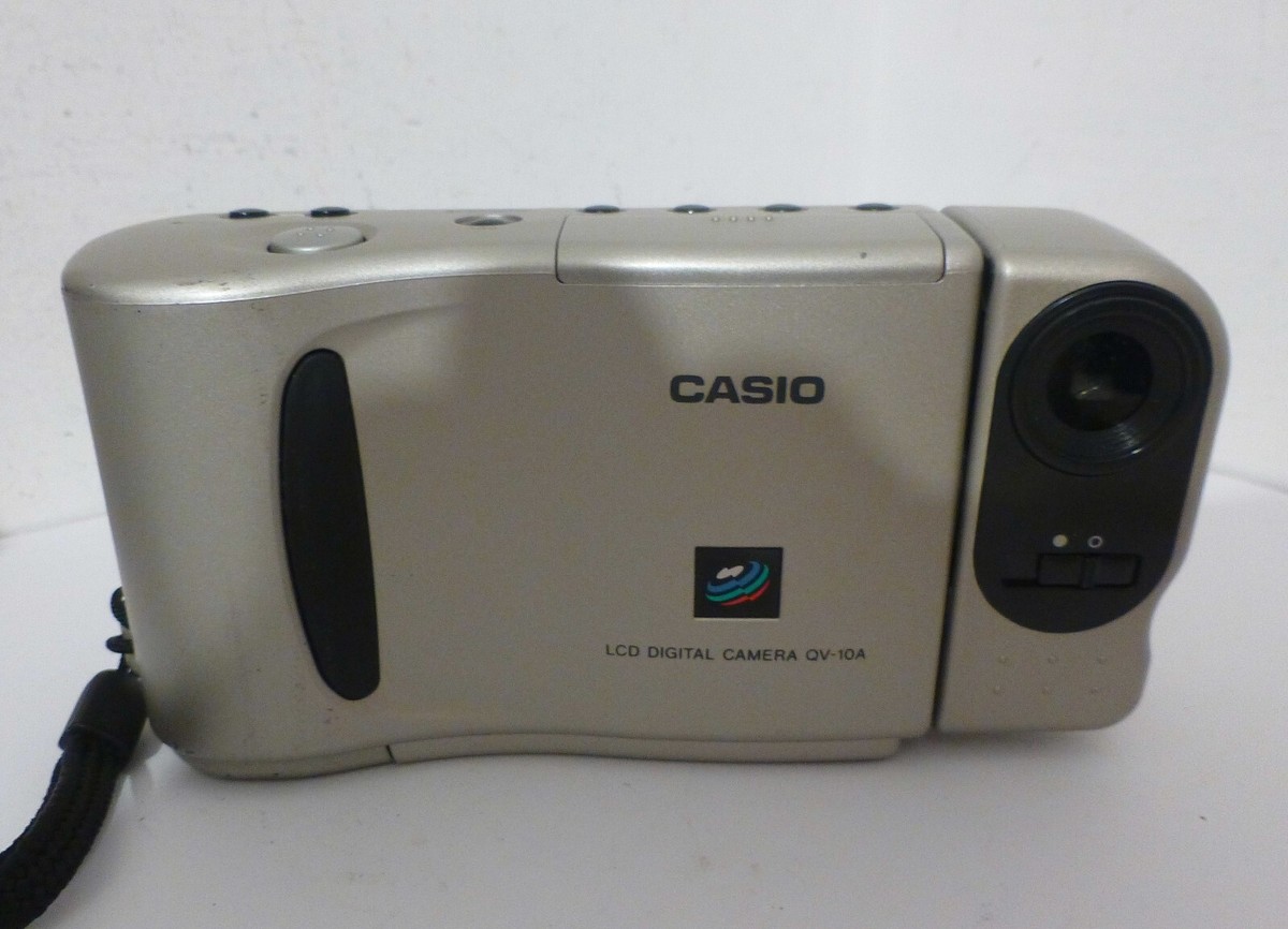 VINTAGE 1990s CASIO QV-10A DIGITAL STILL CAMERA , NO SIGN OF LIFE