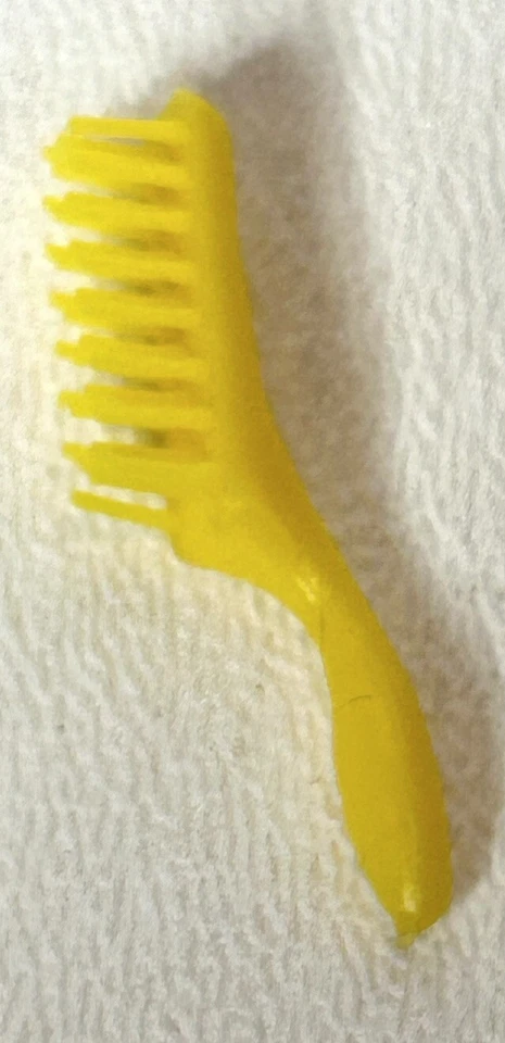 DE COLECCIÓN BARBIE SKIPPER WOOLY PJS CEPILLO AMARILLO Foto 2 de 3