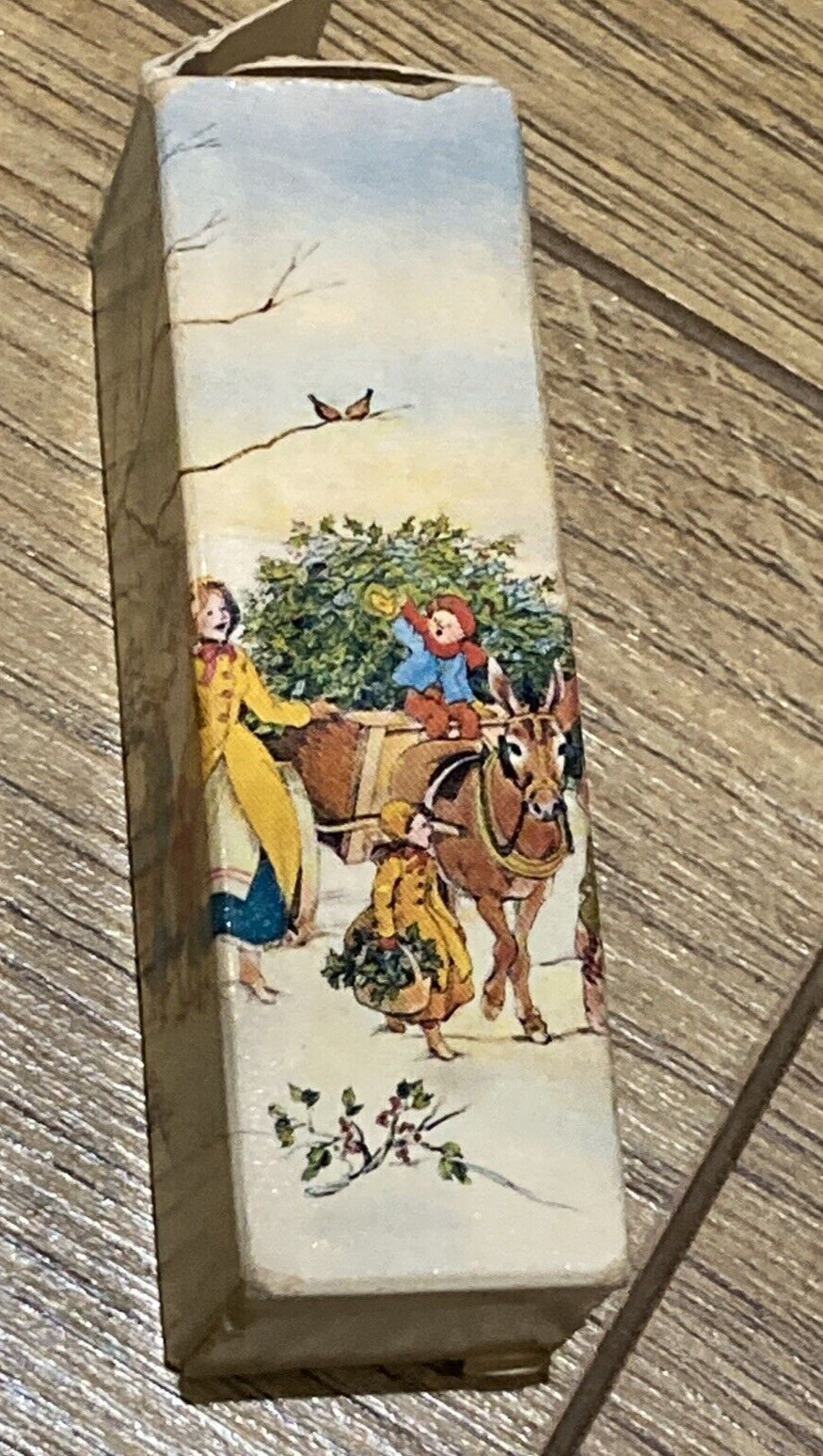 Vintage Avon Christmas Box Containing "Bird of Paradise" Perfume-On 2