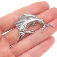 Broche prendedor oxidado pez espada vintage de plata de ley 925