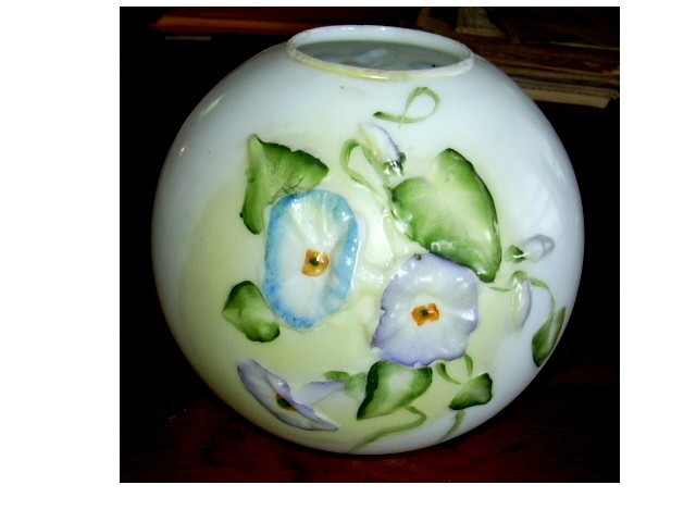 Vintage GWTW Floral Embossed Hand Painted Globe GONE WITH THE WIND