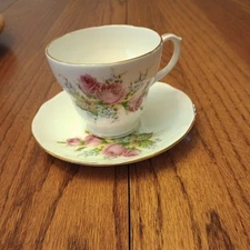 Vintage Duchess Bone China England Tea Cup And Saucer Pink Roses 