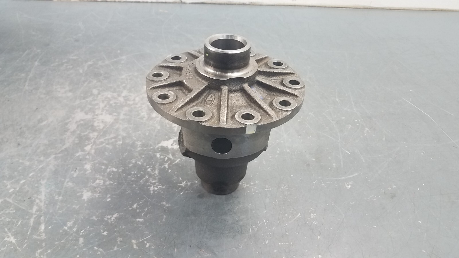 Lamborghini Aventador OEM Front Differential Carrier #7666 B5