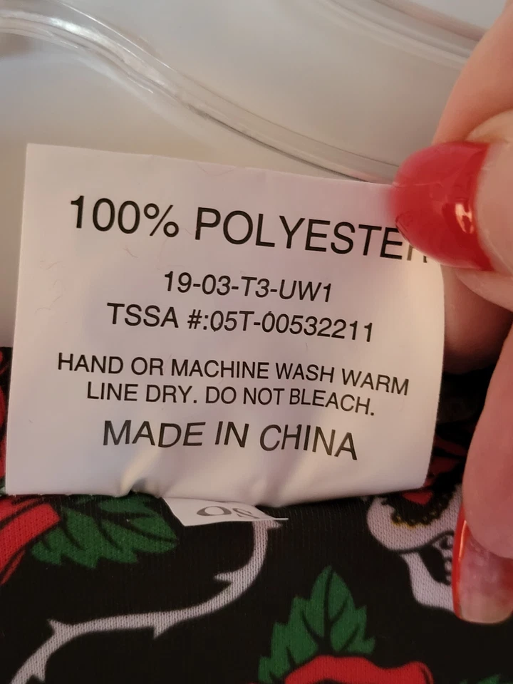 Día de Muertos Adulto Largo Completo Terciopelo Rojo Calaveras Capa Venerable Foto 4 de 4