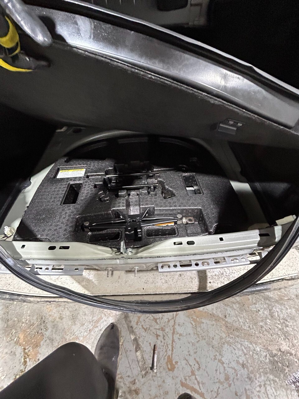 2018-2023 TOYOTA CAMRY FRONT LEFT UNDERBODY COVER FLOOR PAN SPLASH 
