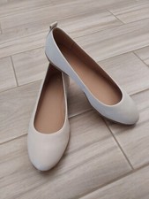 Easy Spirit e360 NWOB Bone Beige Leather Ballet Flats. Size 7.5