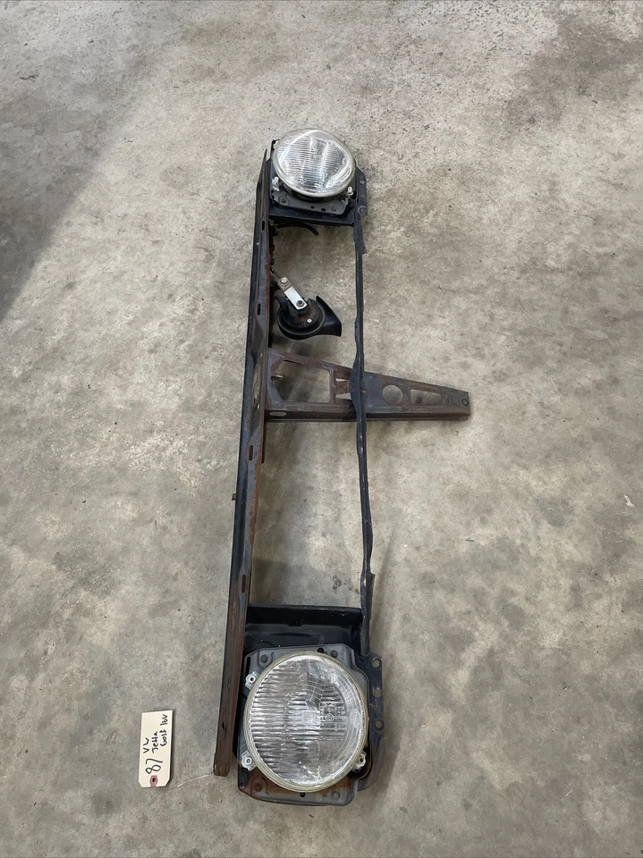 Volkswagen Jetta Golf 1987 radiador delantero núcleo soporte capó pestillo fabricante de equipos originales Foto 3 de 4