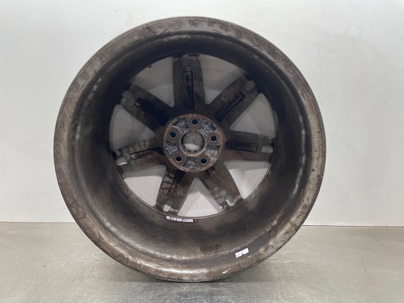 2014 Maserati Quattroporte Oem Rear Wheel Rim 20" X 10.5" 7 Spoke Scuffs 2013 14