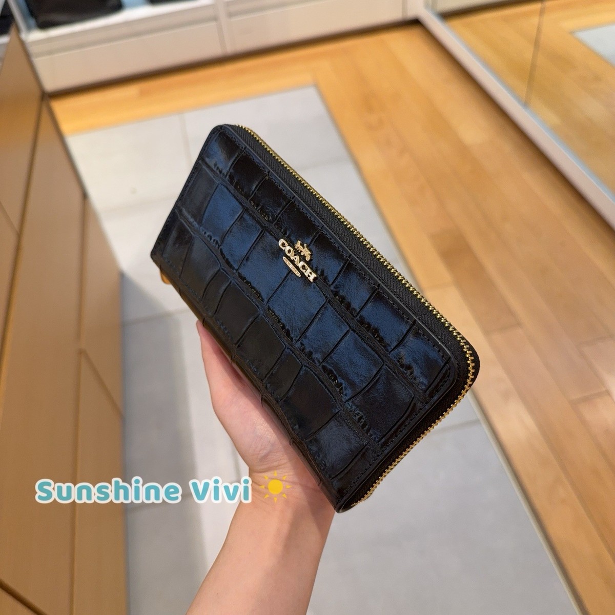 NWT Coach Long Zip Around Wallet CT083 Crocodile Embossed Leather