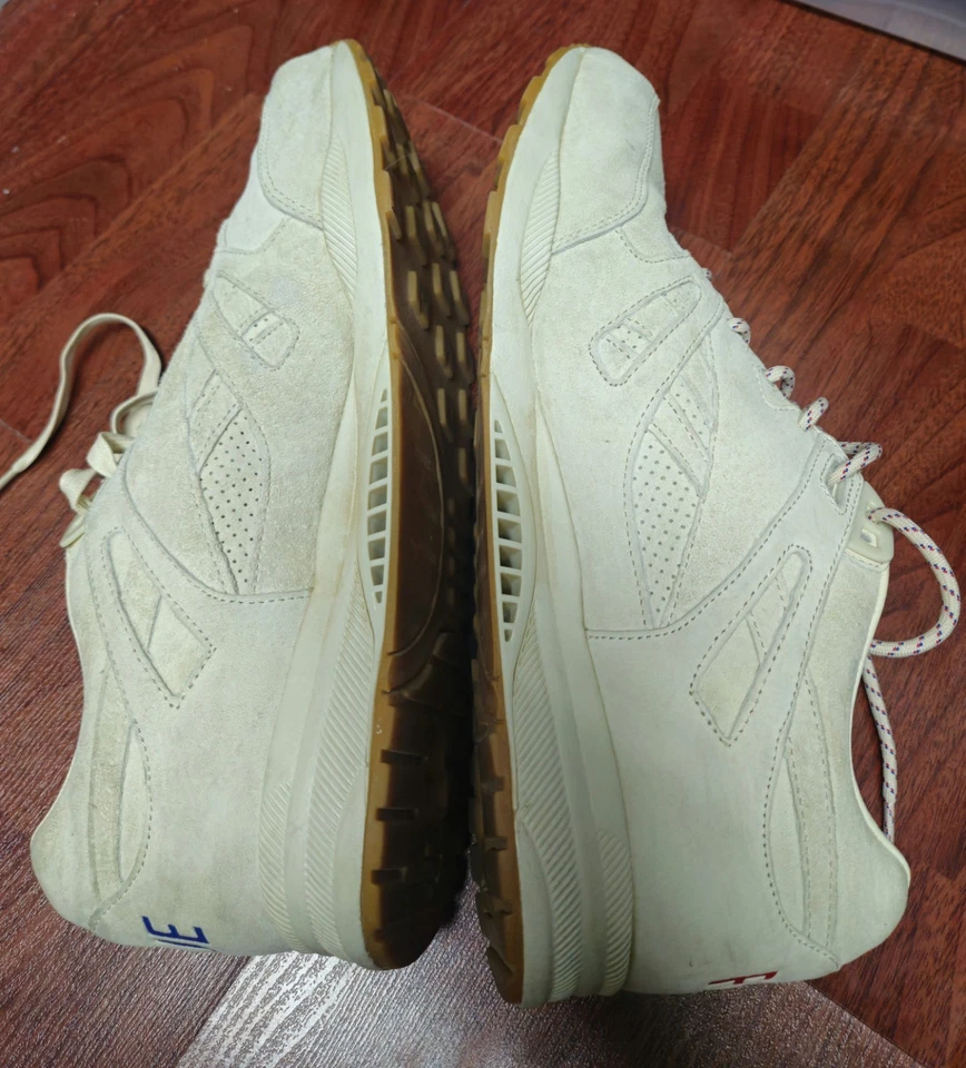 Auténtico entrenador Reebok Ventilador Kendrick Lamar Paperwhite 2015 Talla 12 K Dot Foto 4 de 4
