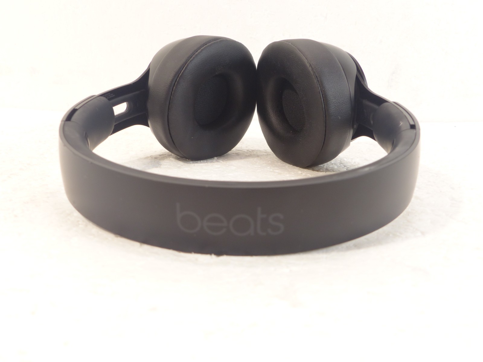 Beats by Dr. Dre Solo Pro On-Ear Wireless Headphones Black w/ Case NO Charger!