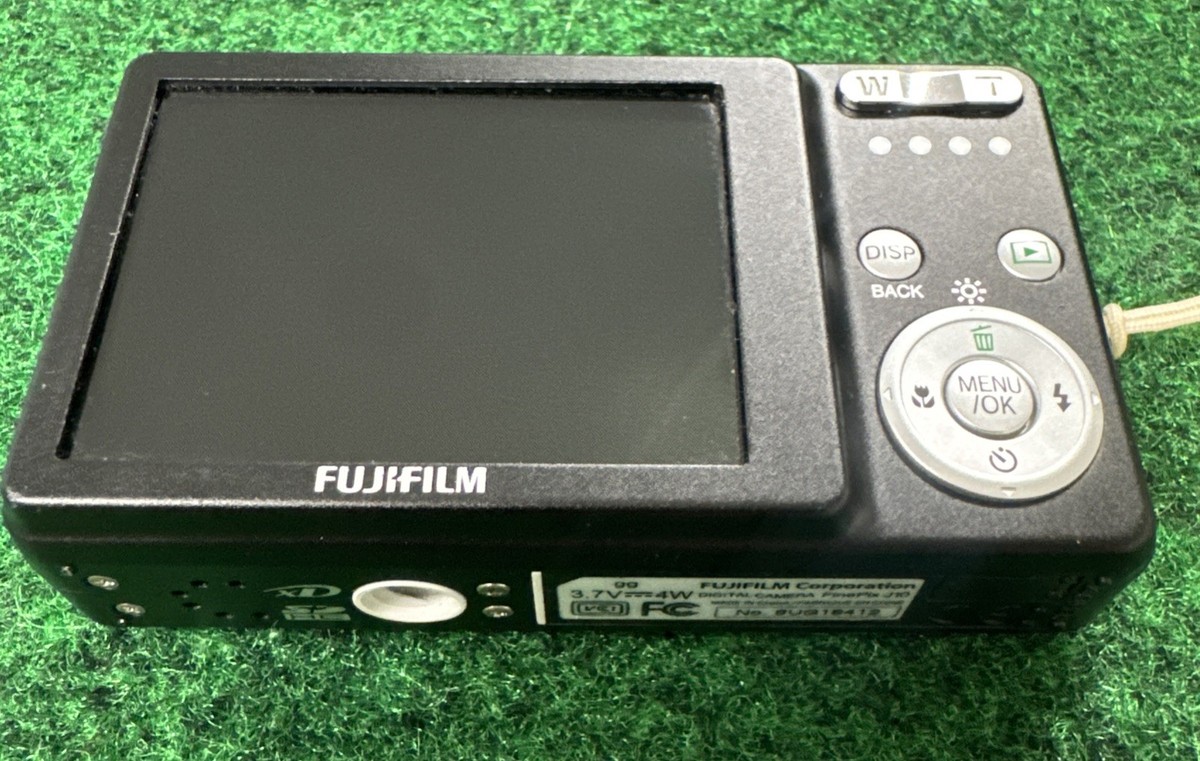 Fine Pix J10 Fujifilm camera. 8.2 megapixel