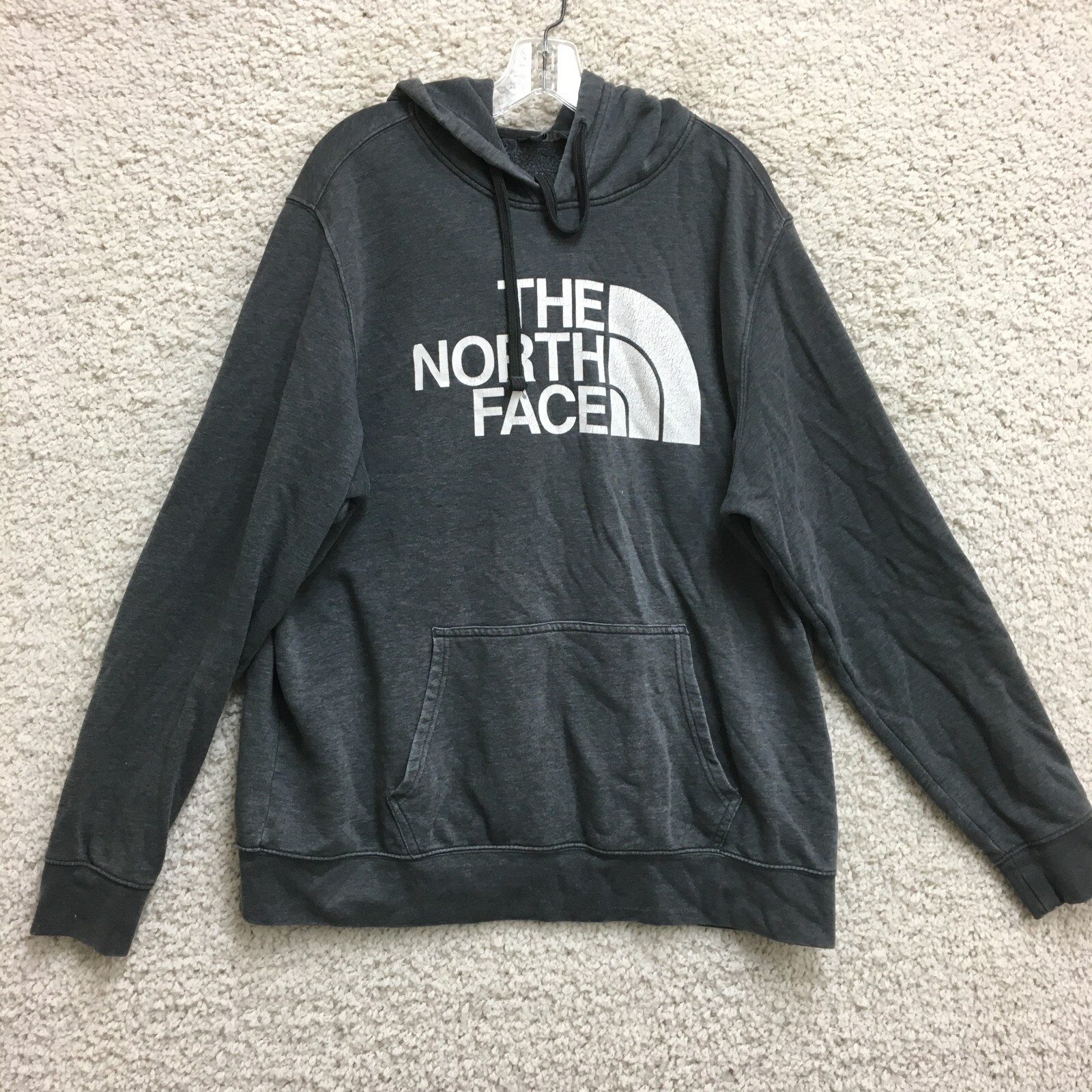 The North Face Men XL Gray Fleece Hoodie with Logo and Pockets