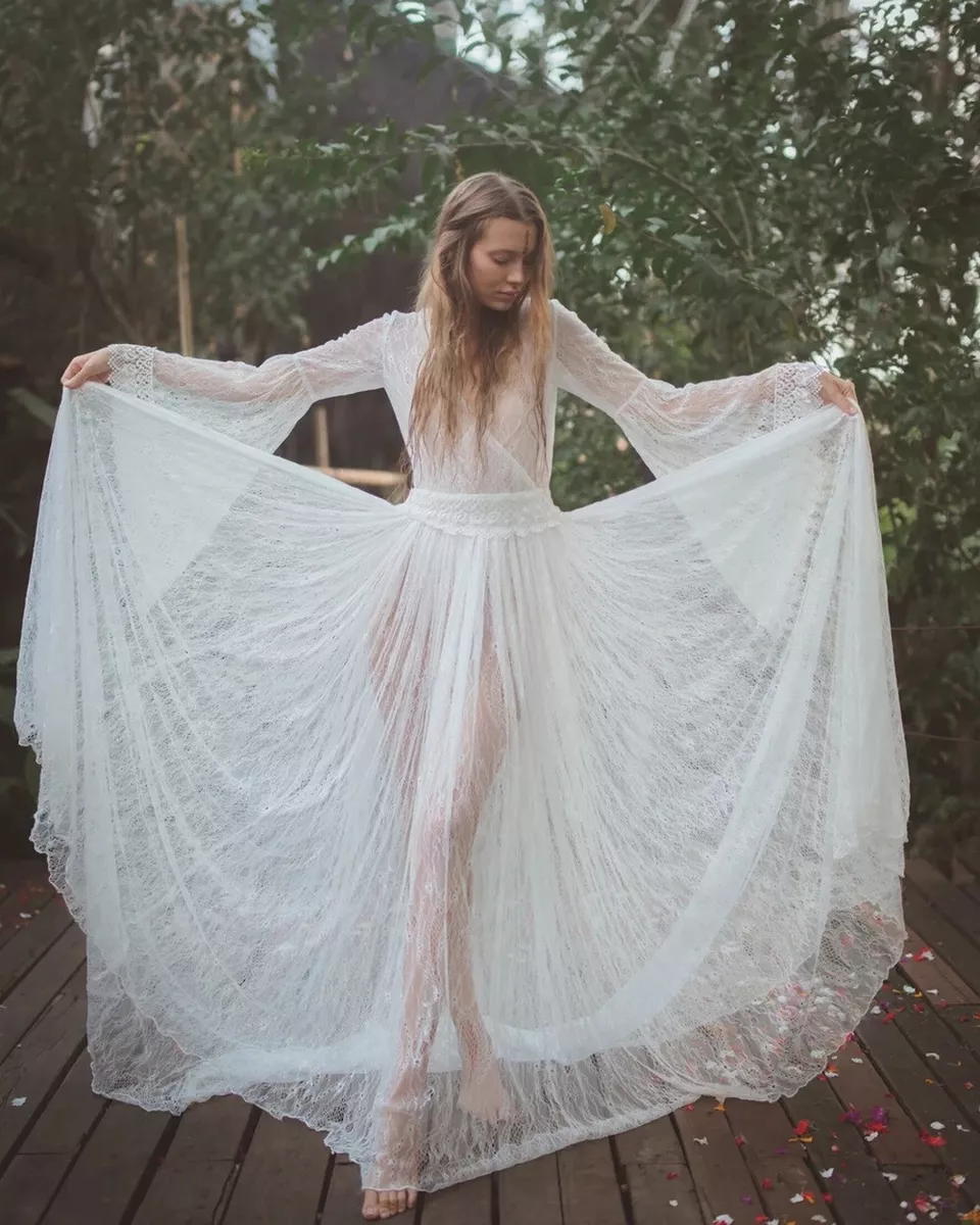 Sexy white top long sleeve dress