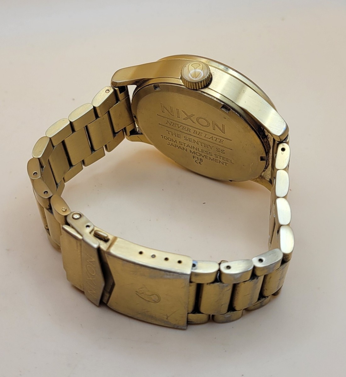 Nixon Mens