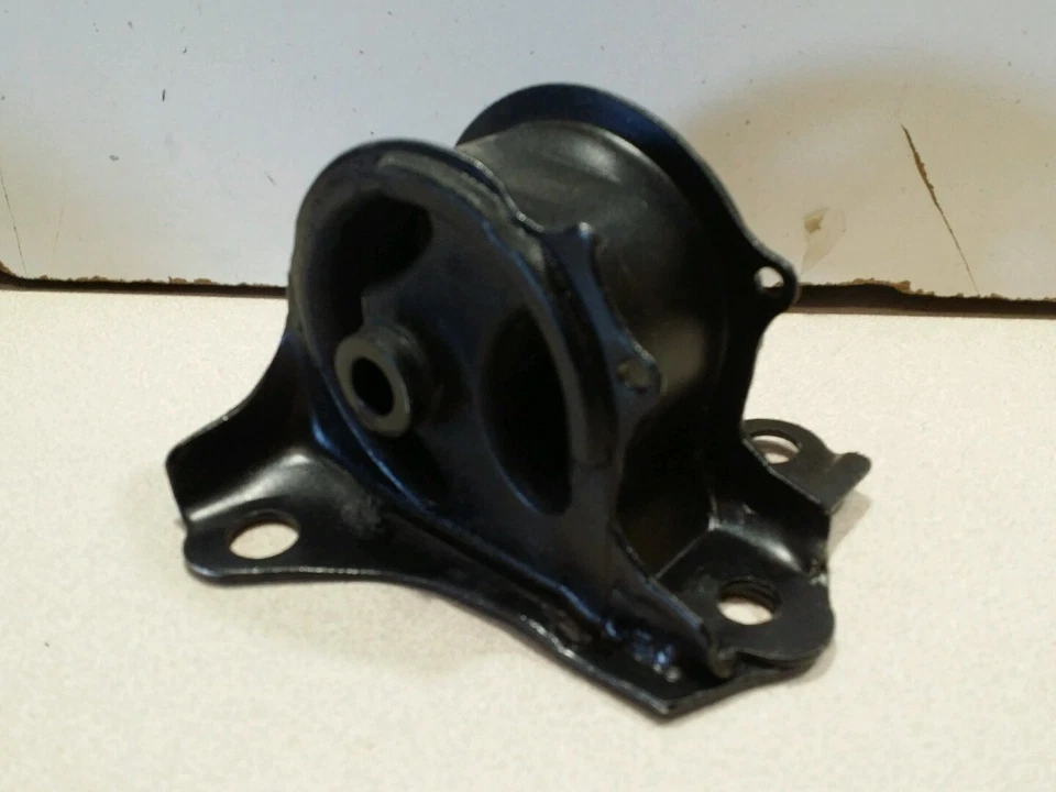 DEA A6526 Auto Trans Mount Rear, Fits 97-00 Acura EL + Others Listed Below - Image 3 of 4