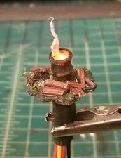 HO Scale Burn barrel - Flashing Fire Red orange & yellow. Great for hobo scene.