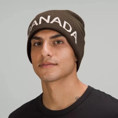 Team Canada Reversible Wool-Blend Beanie Lululemon Team Canada Wool-Blend Reversible Beanie *COC Logo  main image 4