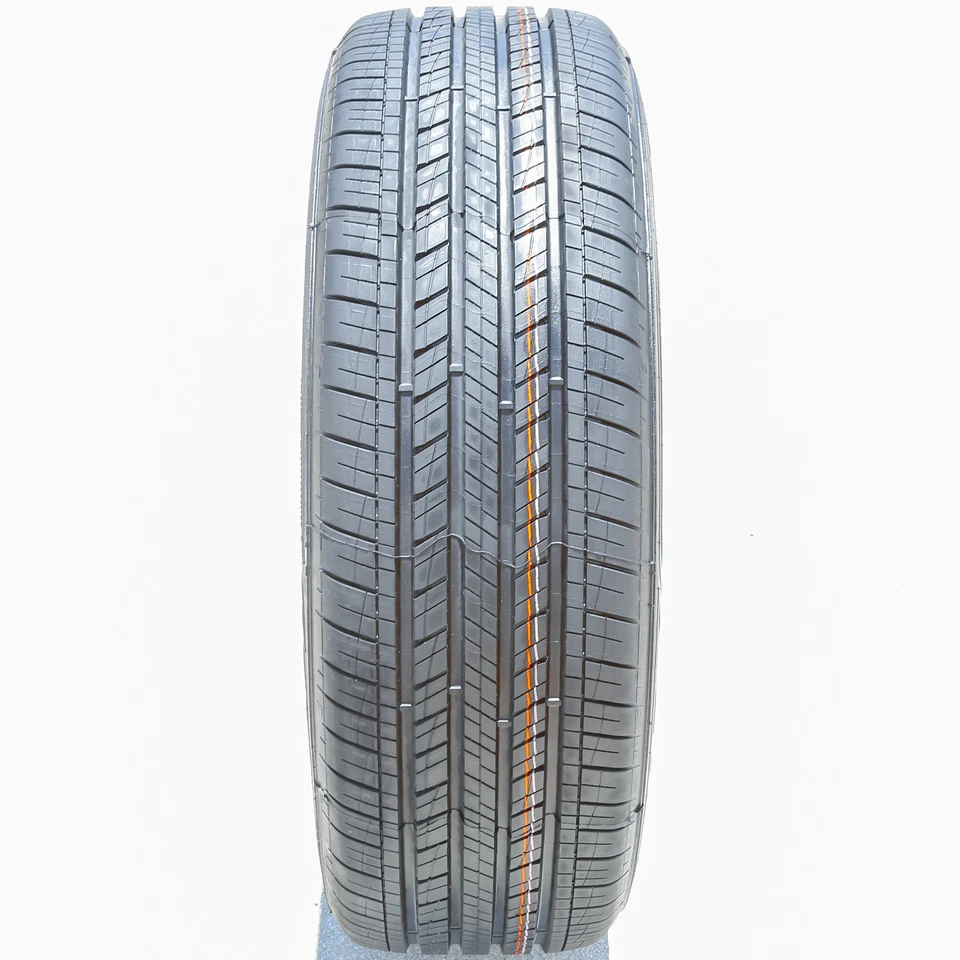 Tire Goodyear Assurance Finesse 215/50R18 92H AS A/S All Season Foto 3 de 4