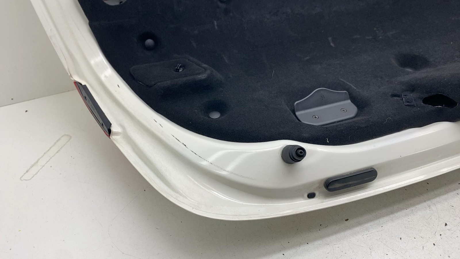 ⭕ 2014-2020 Maserati Ghibli Rear Trunk Lid Deck Shell Cover Panel White Assembly