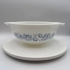 VINTAGE PYREX #443 COLONIAL MIST CINDERELLA MIXING BOWL 2.5 Qt