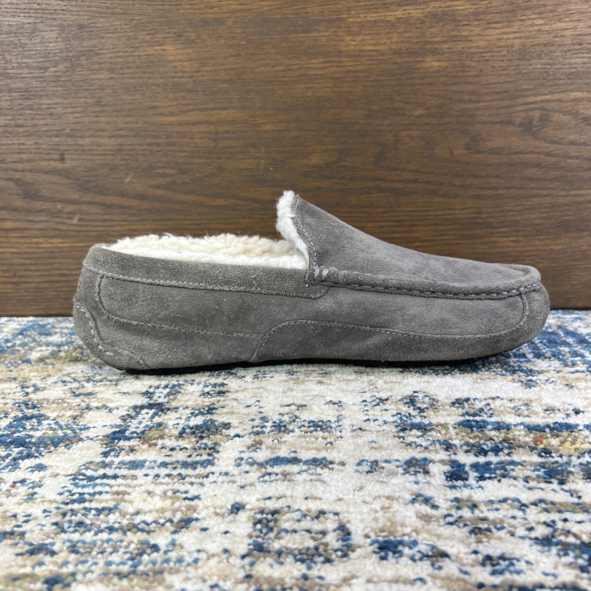 UGG Ascot Men display picture 2