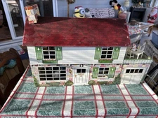 MARX Antique Vintage Tin Metal Litho Doll Play House dollhouse