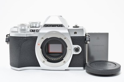 OLYMPUS OM-D E-M10 Mark III Body Silber Kamera funktionstüchtig