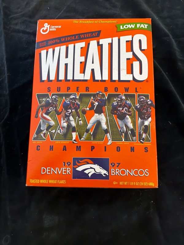 1997 Wheaties Denver Broncos Super Bowl XXXII Champions Full Cereal Box Unopened
