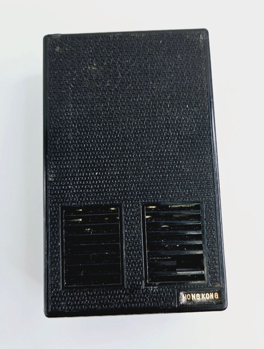 VINTAGE Antique transistor radio - Summitone - Six - 1960s VINTAGE Antique transistor radio - Summitone - Six - 1960s