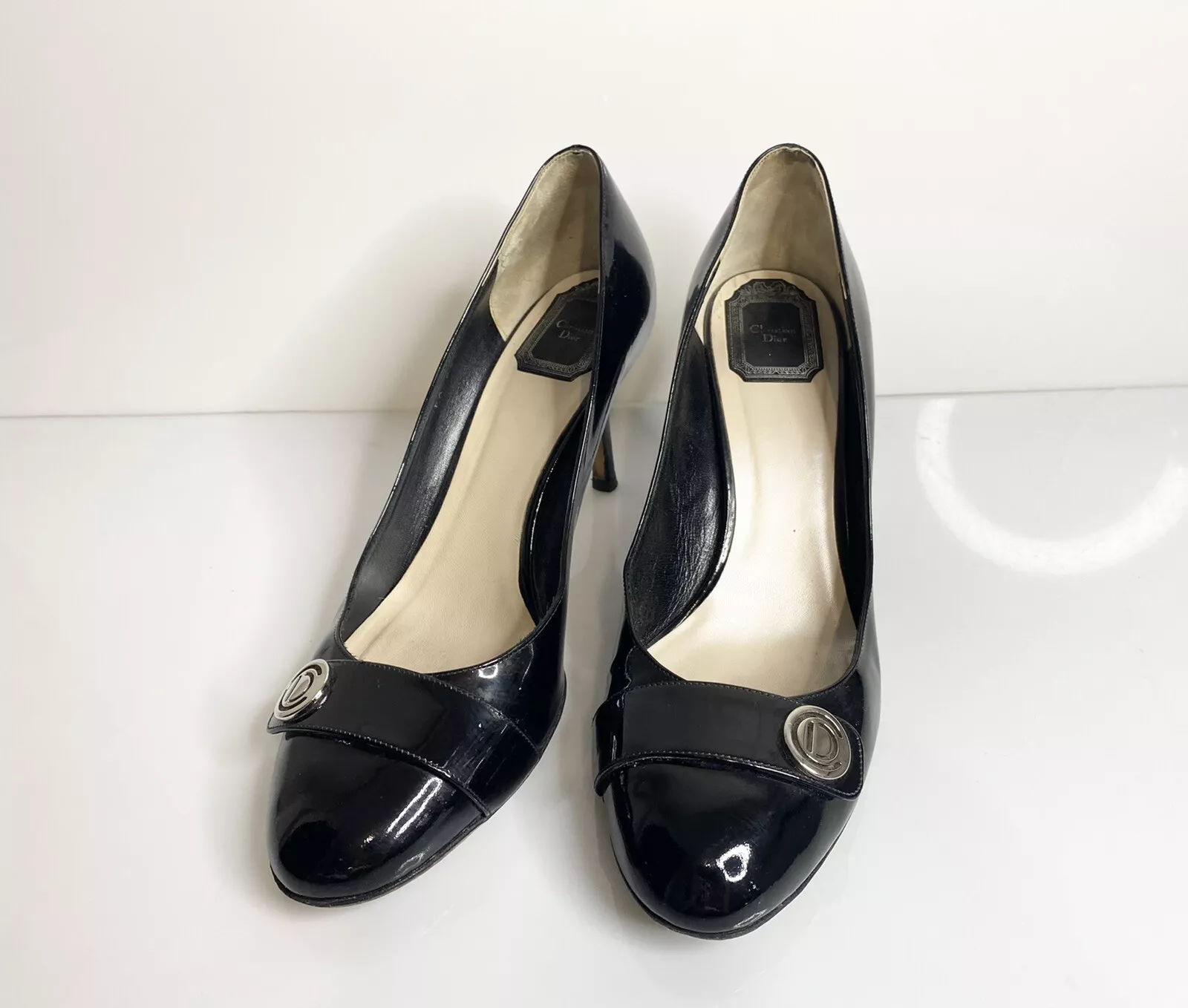 Chaussures femmes Christian Dior cuir verni talons plats logo CD taille 41