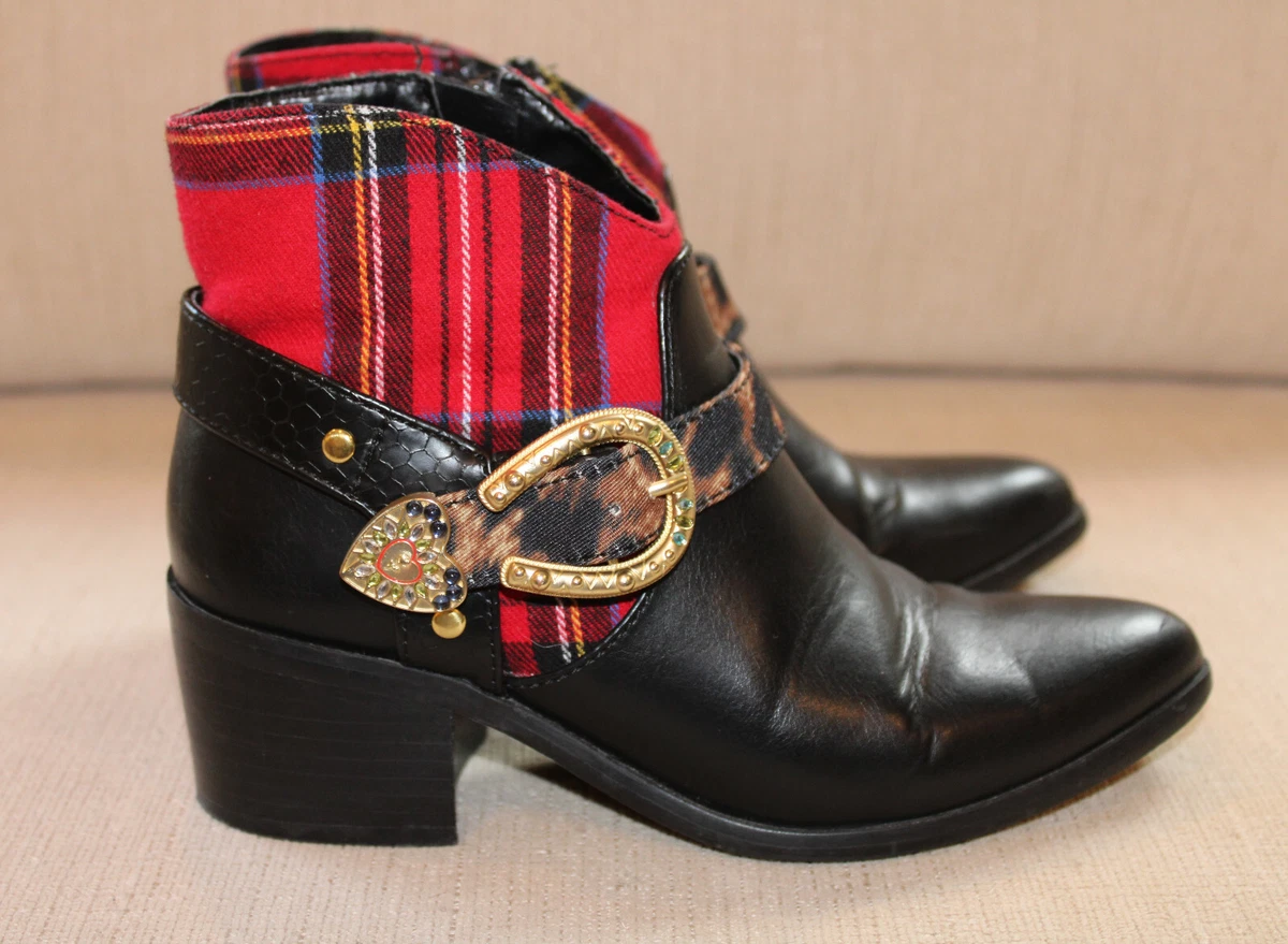 Betsey johnson deals wilma western booties