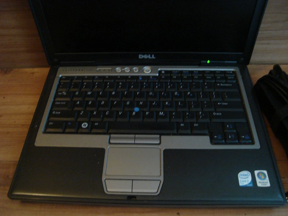 Dell Latitude Intel Core 2.0ghz, 2GB Memory, 160GB HD - Image 2 of 4