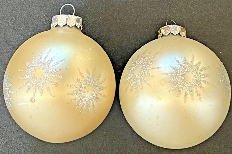 Pair of 2 VTG Rauch Mercury Glass Ornaments MCM Silver Glitter Atomic Starbursts