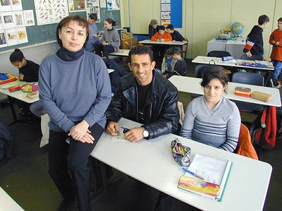 Oktay Urkal his former school his teacher currently teaches his ni- 1990s Photo