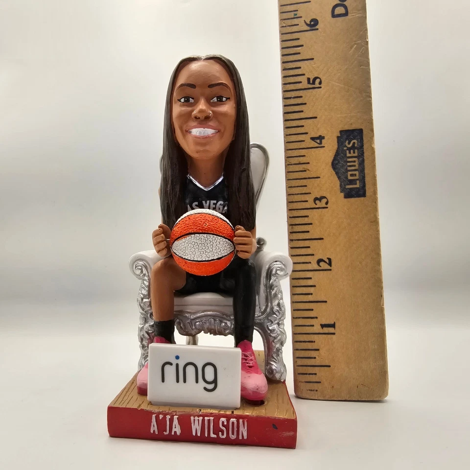 A'ja Wilson Las Vegas Aces Ring Spinning Ball 2023 WNBA Promo SGA 19/08/25 Foto 4 de 4