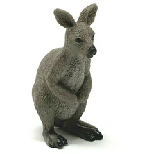 YOWIE Black Flanked Rock Wallaby Animals with Superpowers Kangaroo 2" Figurine
