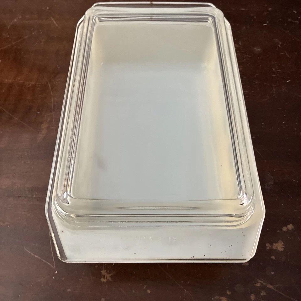 1957 PYREX 575 B - #21 2 QT Space Saver Dish Promotional Needlepoint Embroidery - Image 4 of 4