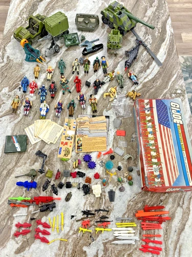 Big Lot of G.I. JOE ARAH Weapons/Accessories/Vehicles & Figure 80s - early 90s!!