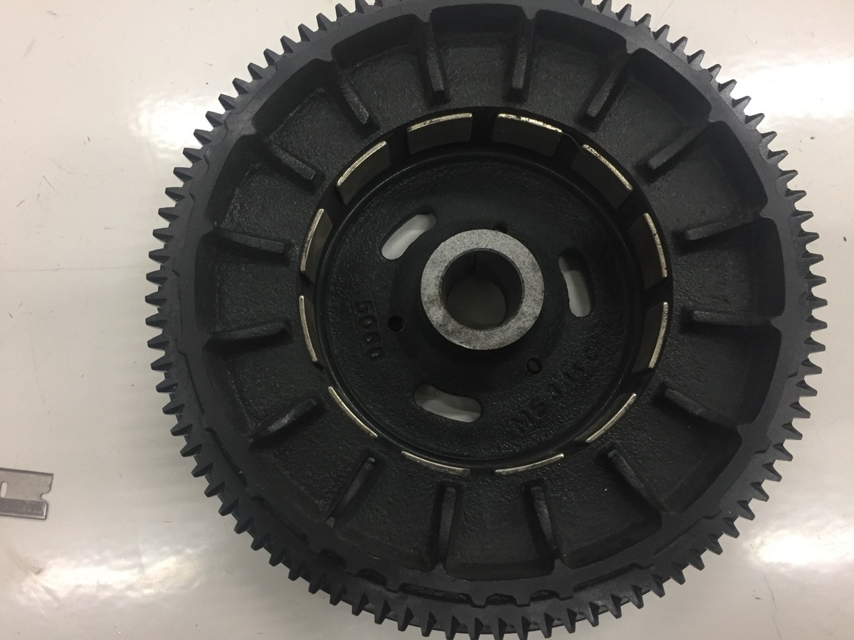 Evinrude Etec Flywheel 586964 fits 40hp - 90hp outboards many 2004 