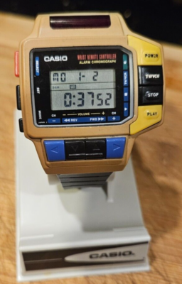 White Casio CMD-10 Module 1028 Rare Vintage Remote Control Watch w