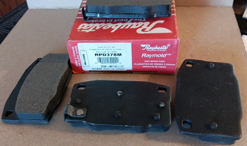 Pastillas de freno delanteras Raybestos RPD378M para Fiero Lemans 6000 Asuna semimetálicas Foto 2 de 2